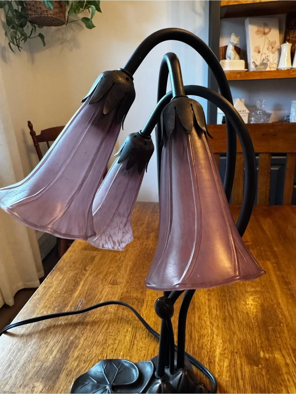 1980’s Art nouveau lily flower Glass Table Lamp dimmable